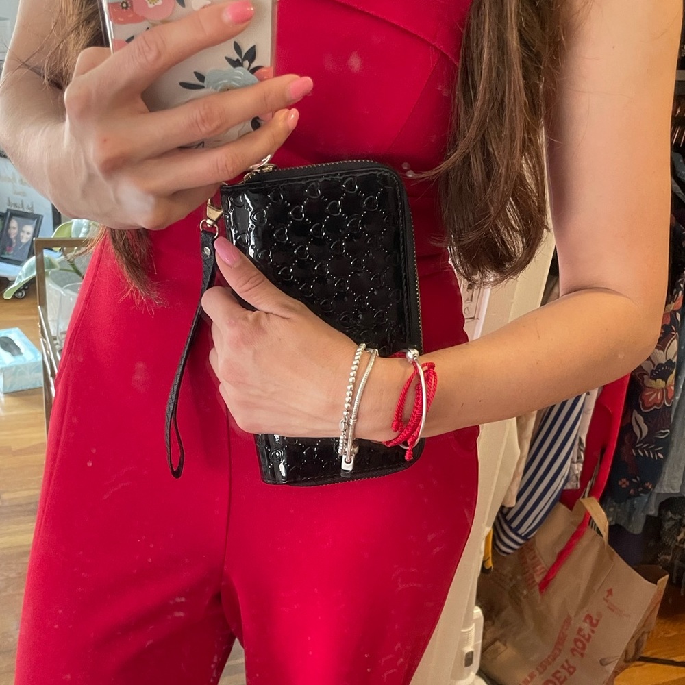 Black wallet